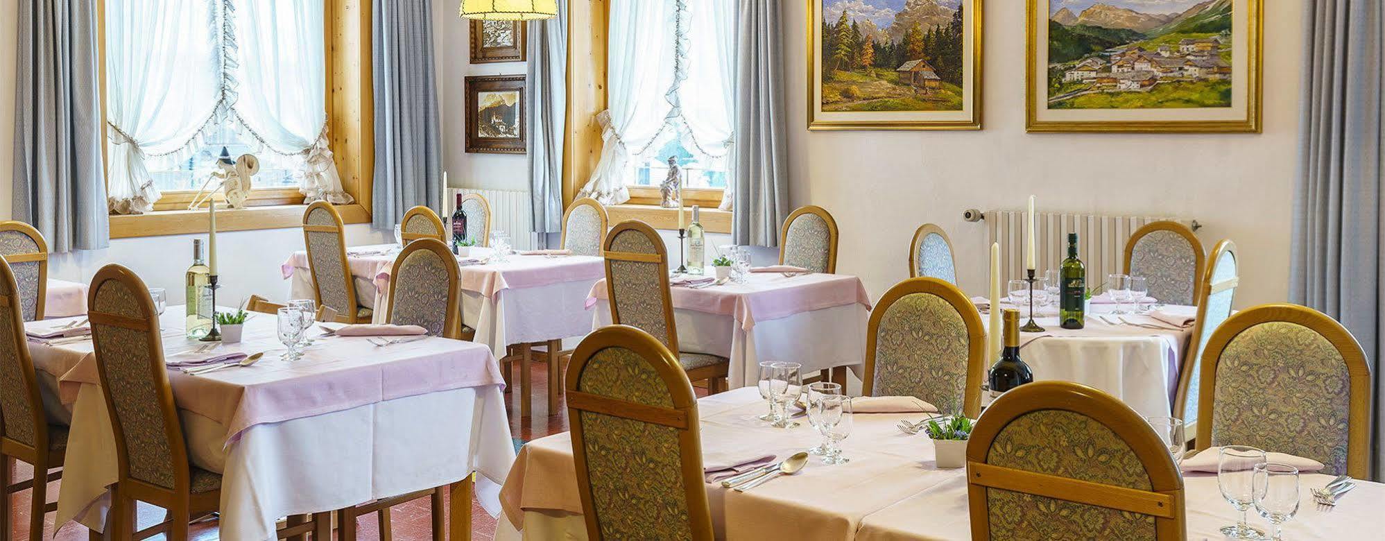Hotel Roma San Vito di Cadore Dış mekan fotoğraf